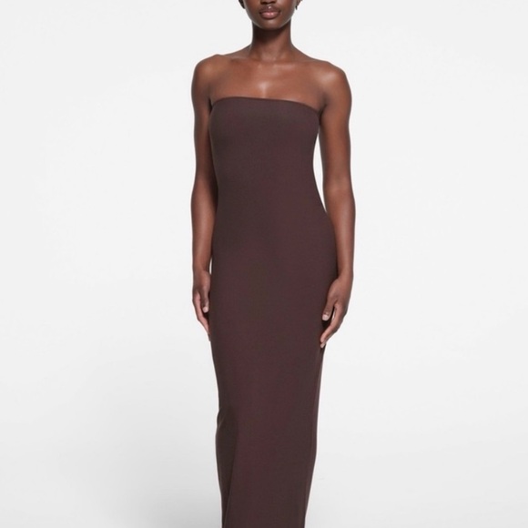 SKIMS Dresses & Skirts - Skims strapless dress